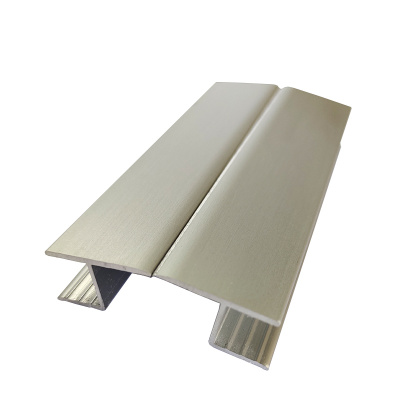 Угол регулируемый для цоколя Scilm, H=150 мм, алюминий