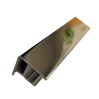 Кут зовнішній для цоколя ПВХ Scilm, 90°, H=100 мм, дзеркальний