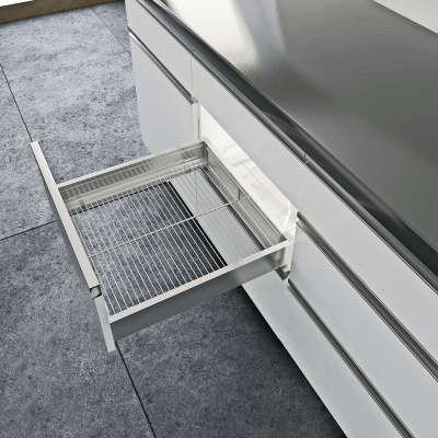 Комплект шухляди Atira Compact H=70мм L=470мм W=900, із сіткою, повного висування, з дотягувачем, сріблястий, EB=12,5 мм (21410)